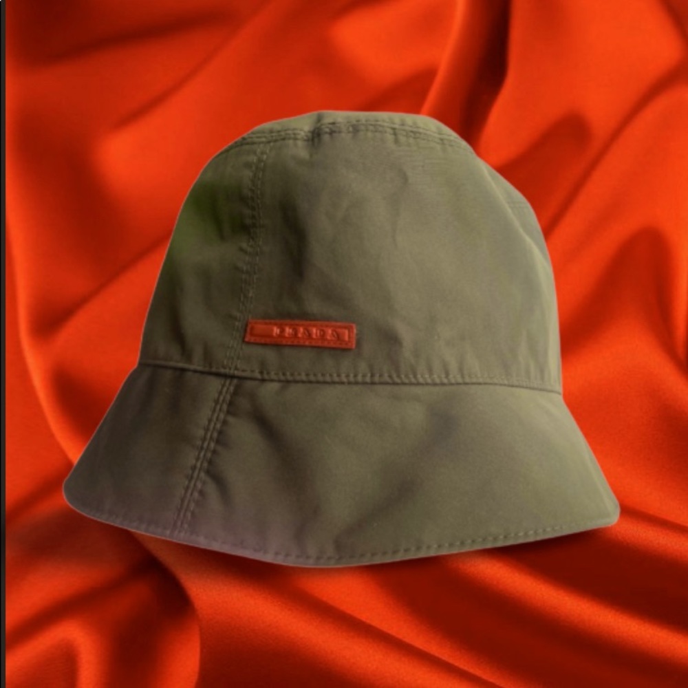 Vintage Prada Linea Rossa bucket hat nylon